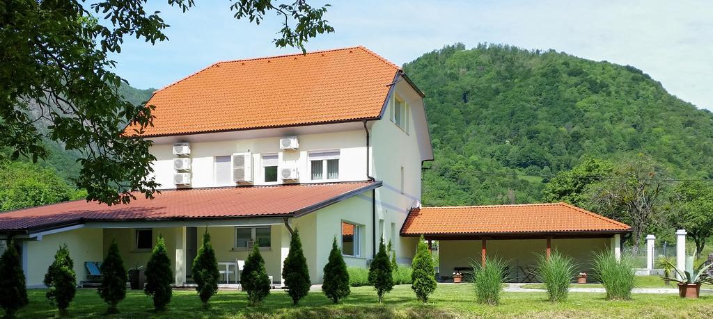 Apartments Volce Толмин Екстериор снимка